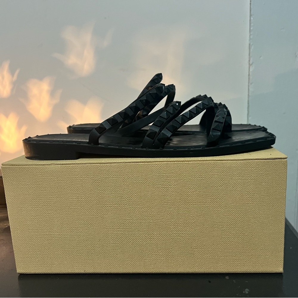 Black matte studded Steve Madden skylar  sandals